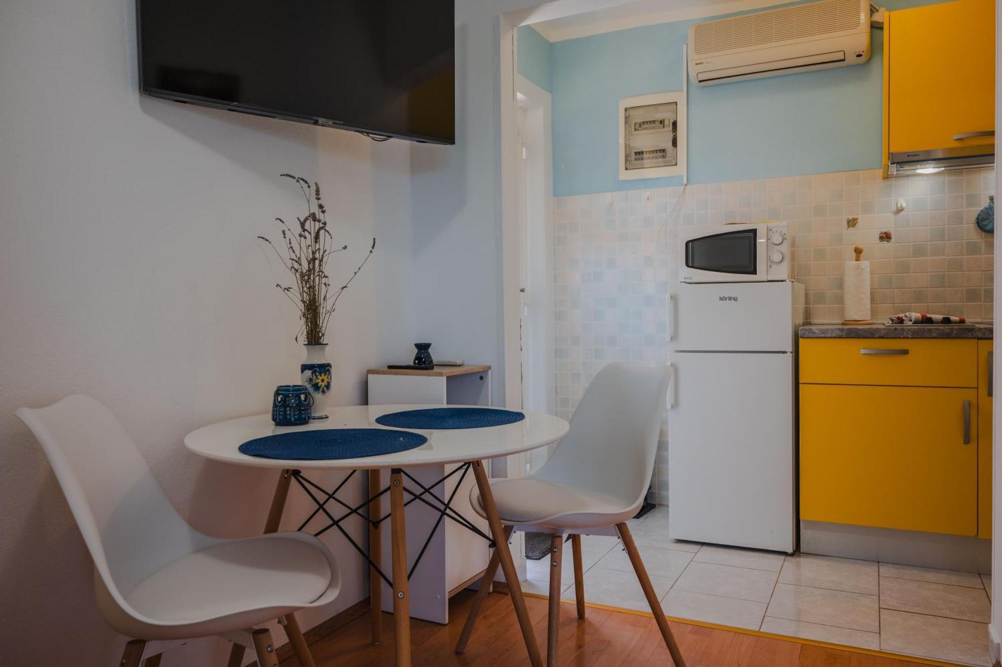 Alex Apartment Drenje  Екстериор снимка
