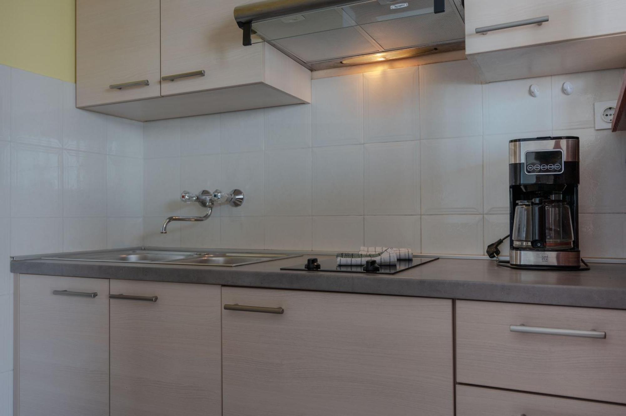 Alex Apartment Drenje  Екстериор снимка